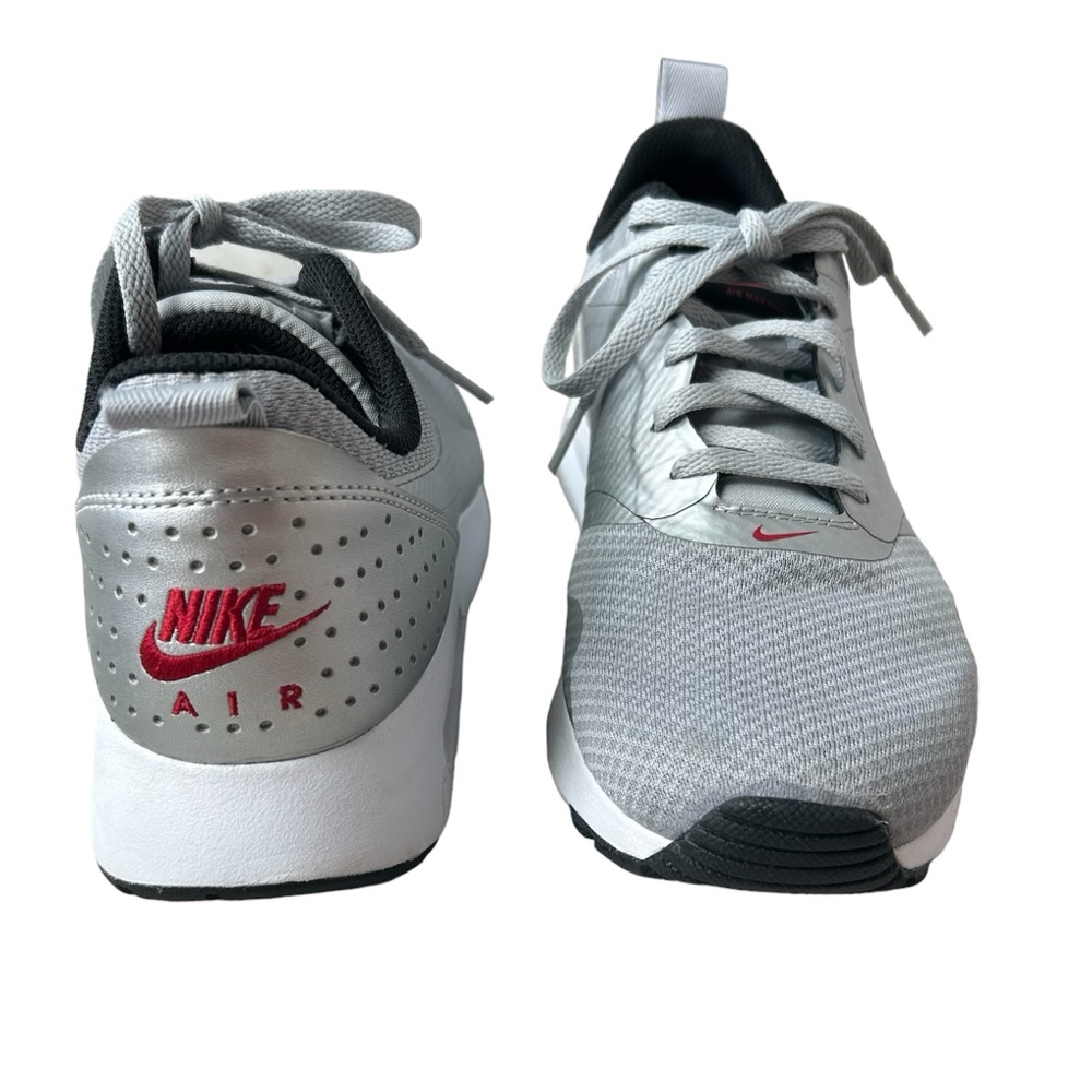 Nike Air Max Tavas, Silver & Red, Size 8.5